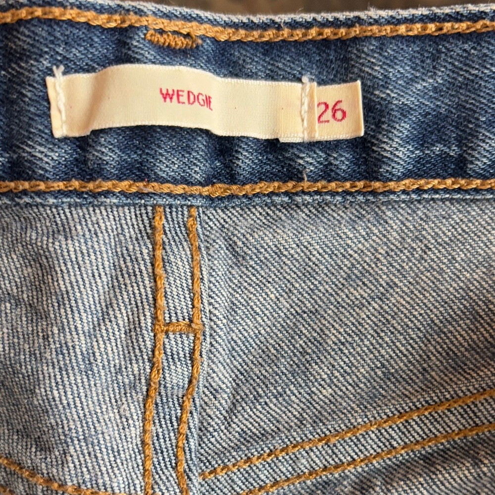Levi’s Wedgie Button Fly - image 3